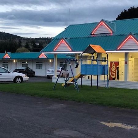 Lamplighter Motel แคมลูปส์ ภายนอก รูปภาพ