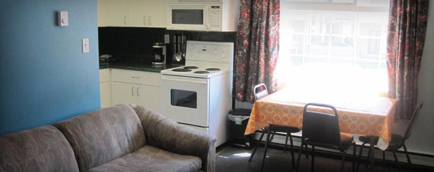 Lamplighter Motel แคมลูปส์ ภายนอก รูปภาพ